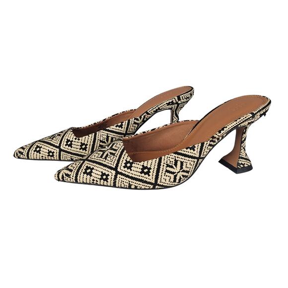 ASOS DESIGN SHERLOCK CREAM & BLACK MULES – 3" MID HEEL – SIZE US 6 – POINTED TOE - Picture 2 of 10